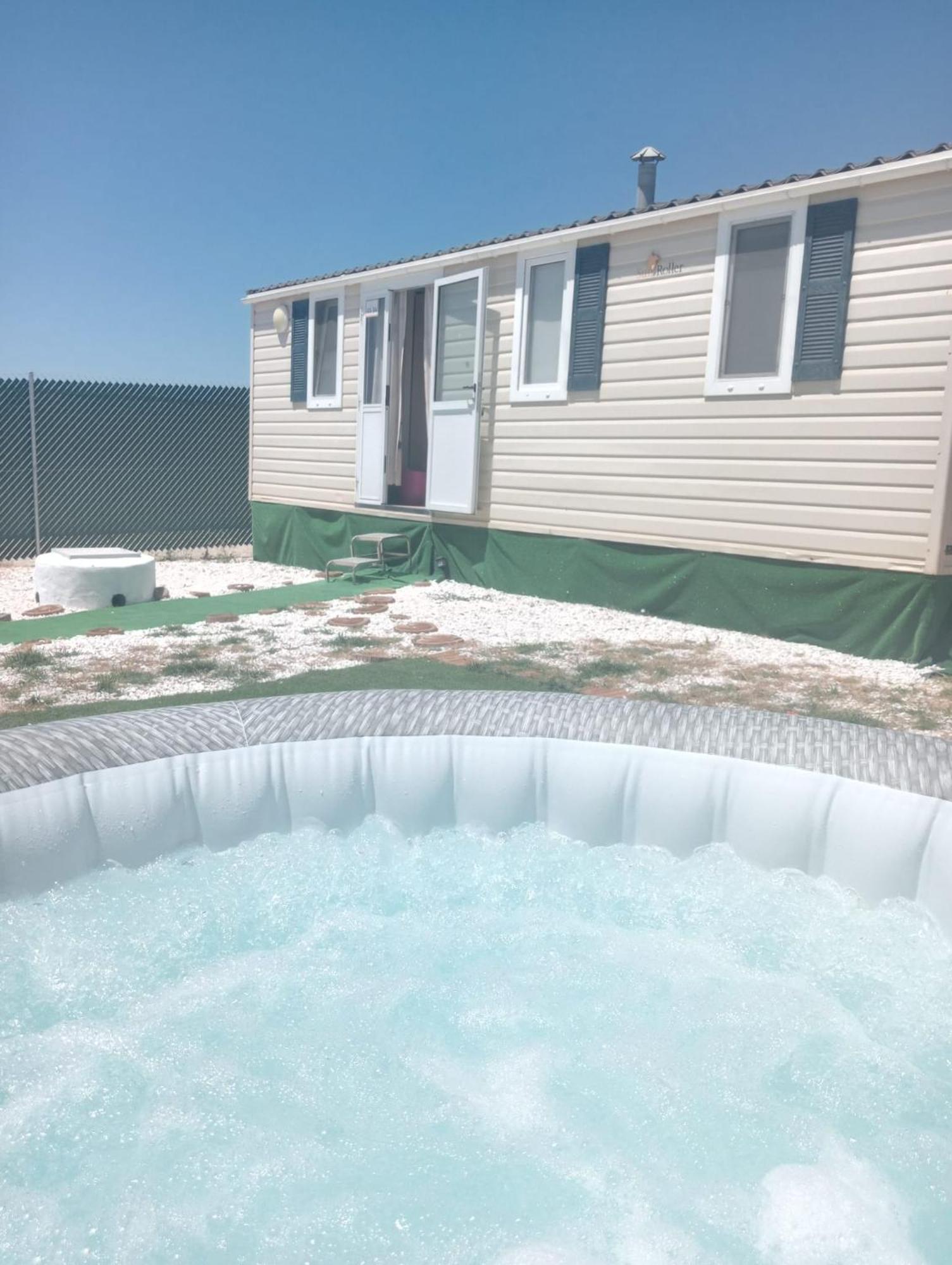 Casita Mh Acogedora Para 6 Con Jacuzzy Chiclana de la Frontera Eksteriør bilde